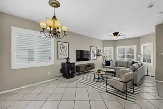 3348 Colmor Meadows Circle NE Living Room