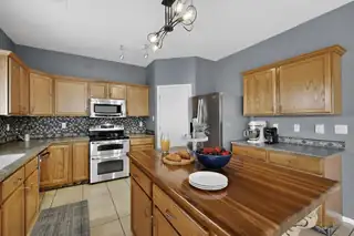 3348 Colmor Meadows Circle NE Kitchen