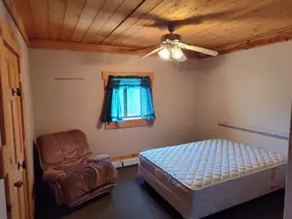 471 Red Bluff Road Bedroom