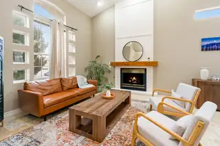 1505 Caballo Canyon Drive NE Living Room