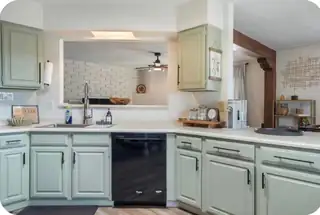 4905 Wagon Mound Trail NW Kitchen