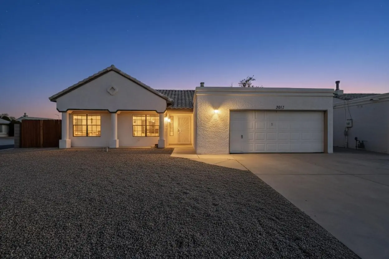 2012 Aspenwood Avenue NW