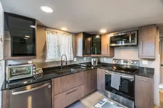 12 Lakeshore Drive NE Kitchen