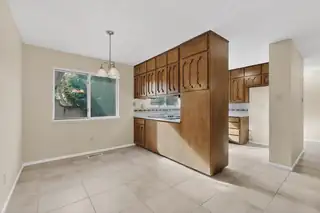 7005 Del Oso Court NE Kitchen