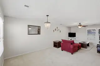 641 Creekside Avenue SW Living Room