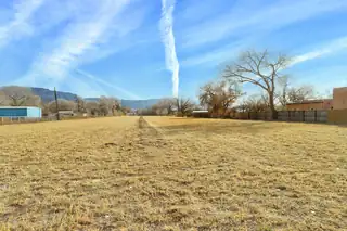 10119 Guadalupe Trail NW 