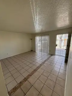 10905 Towner Avenue NE 