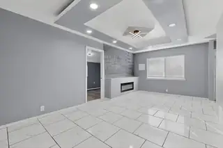 10908 Candelaria Road NE Living Room