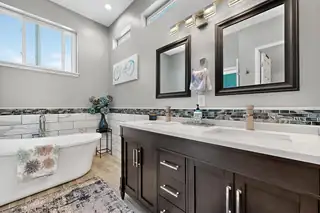 7413 Target Lane NW View