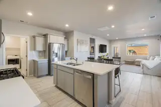 3205 Tazanita Loop SE Kitchen