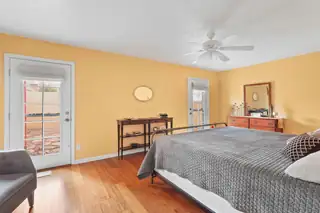 6420 Prairie Road NE Bedroom