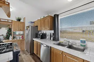 10 Becky Court Kitchen