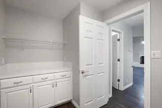 7812 Ridgeview Drive NW Laundry Room