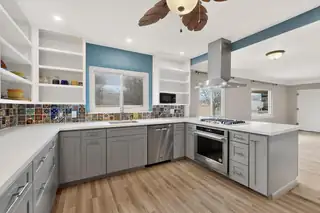 401 Sierra Drive SE Kitchen