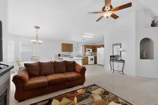 416 Whispering Meadows Drive NE Kitchen