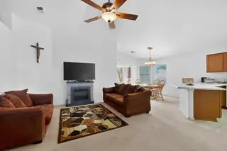 416 Whispering Meadows Drive NE Living Room