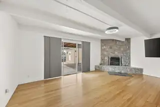 97 Lloyd Street Living Room