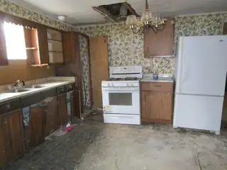 2618 Cuatro Milpas Road SW Kitchen