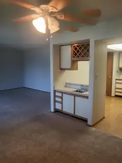 831 Country Club Drive SE APT 2F Interior Other