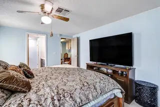 7118 Remington Drive NE Bedroom