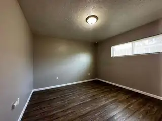 308 Charleston Street NE 