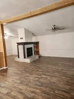 7211 Quail Hollow NE Kitchen