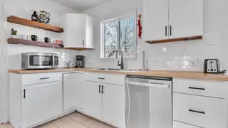 1405 Lead Avenue SE Kitchen