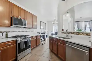 3171 Wagon Wheel Street SW Kitchen