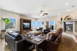 18 Tierra Monte Street NE Living Room