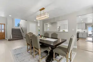 18 Tierra Monte Street NE Dining Room