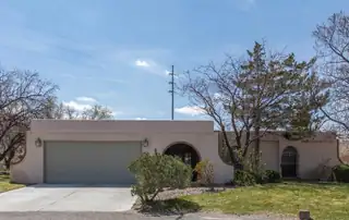 717 Sagewood Court SE, Albuquerque