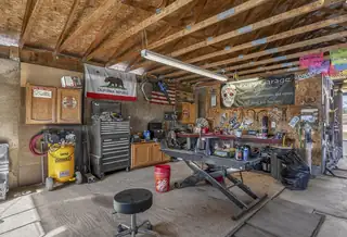 79 McCall Loop Garage