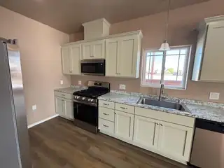 422 N Lala Street Kitchen