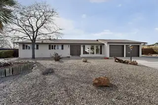 4702 El Bardo Court SE, Rio Rancho