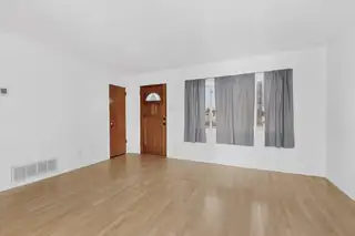 4500 San Andres Avenue NE Living Room