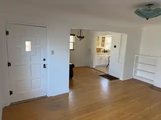 630 Bryn Mawr Drive NE 