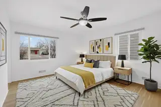 313 Washington Street NE Bedroom