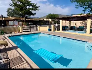 34 Casa Hermosa Drive NE Pool