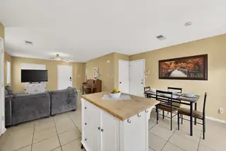 10924 Jicama Way SE Living Room