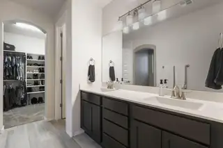 4113 Mountain Trail Loop NE Kitchen