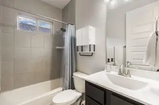 4113 Mountain Trail Loop NE Home Office