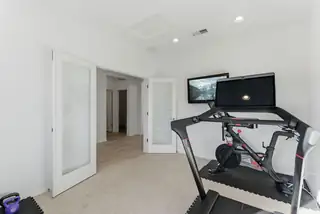 923 Zafiro Road SE Home Office