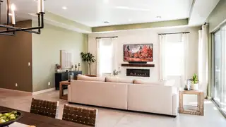 212 Lavender Place NE Living Room