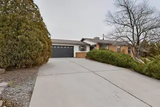 300 4th Avenue NE, Rio Rancho