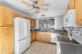 298 Pecos Loop SE Kitchen