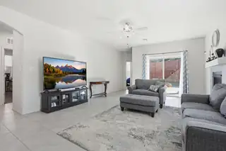 4433 Golden Eagle Loop NE Kitchen