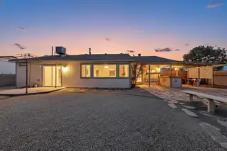 1013 Sunflower Drive SW, Rio Rancho