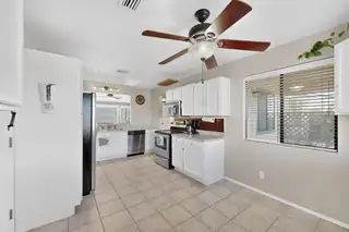 1013 Sunflower Drive SW Kitchen