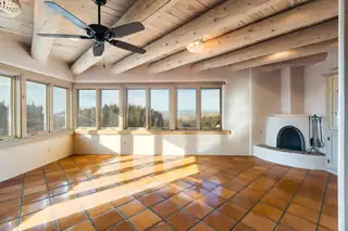 41 La Puerta Trail Living Room