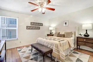 3825 Montgomery Boulevard NE APT 122 Bedroom